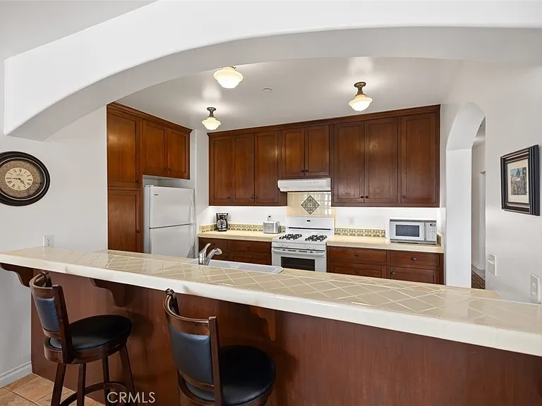 240 Avenida Rosa #B — Photo 15