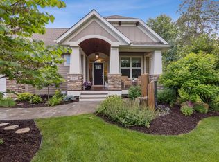641 Callahan Pl, Mendota Heights, MN 55118