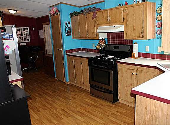 4th image of 336777 E Warwick Ave