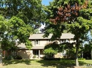 11653 Chieftain Dr, Saint Louis, MO 63146