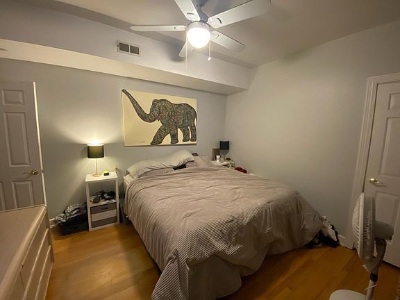 5th image of 3139 N Clifton Ave #2R