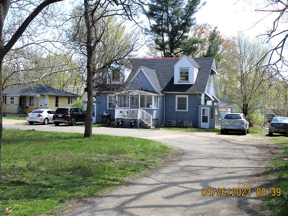 1st image of 22 Walnut Ct #22