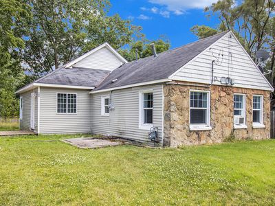 668 Fairfield Ave NW, Grand Rapids, MI, 49504