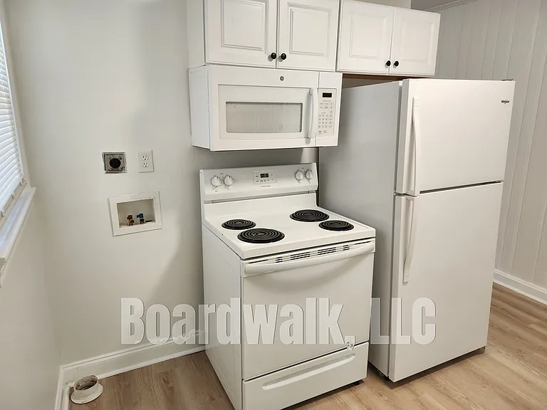 26 Orlando Ave — Photo 8