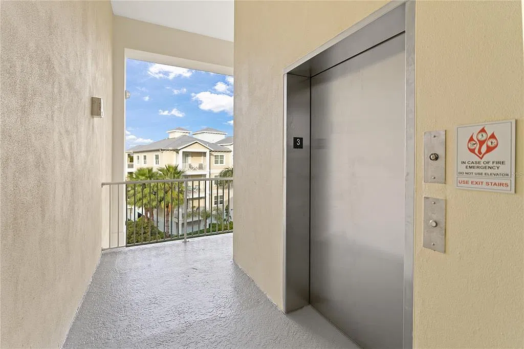 3 bed, 2.5 bath, 1854 sqft, $3,300 — Photo 4