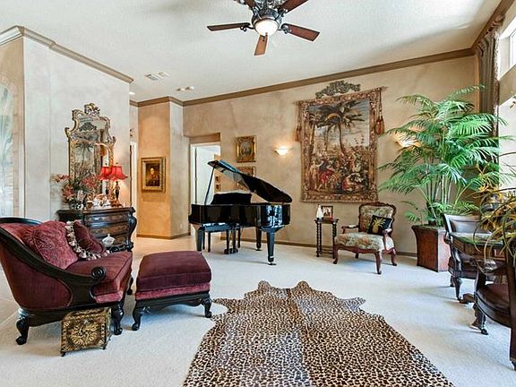 5th image of 3319 Lakeview Oaks Dr