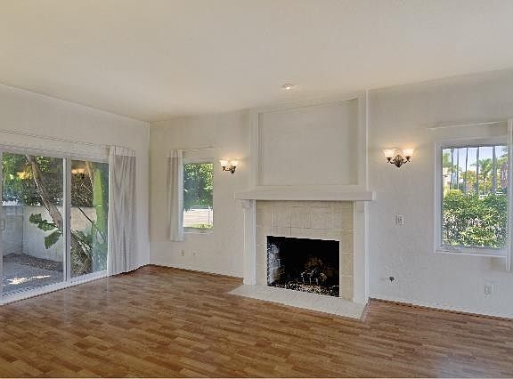 2nd image of 500 Pomona Ave