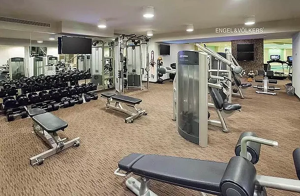 Rented by E Realty International Corp | media 23