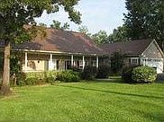 1st image of 60061 Greentree Dr