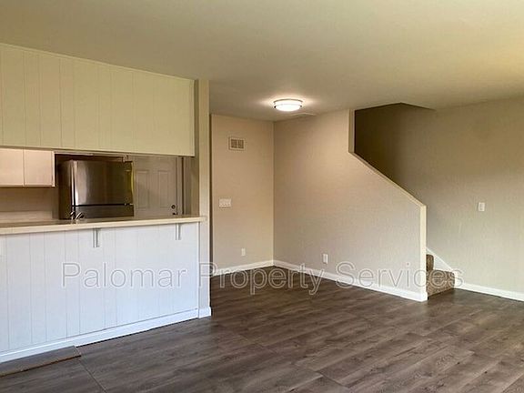 4th image of 1112 E 2nd Ave