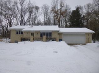 8260 N Apache Ave, Walkerton, IN 46574