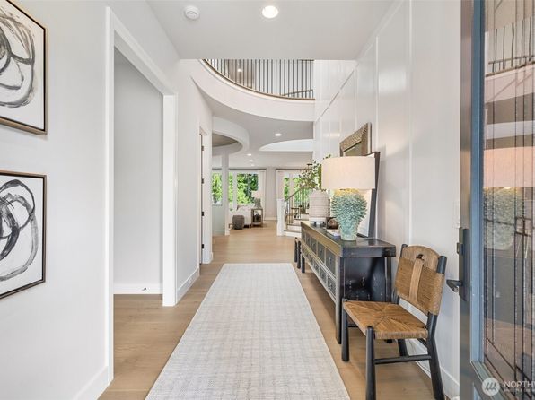 24564 NE 19th Place, Sammamish, WA 98074