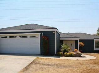 3272 Gibraltar Dr, Riverside, CA 92506