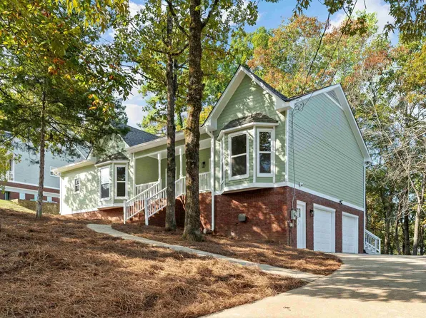 1111 Elm Dr, Alabaster, AL 35007