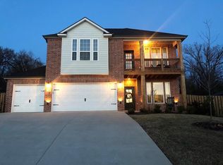 3756 N Dupont Ave, Fayetteville, AR 72704