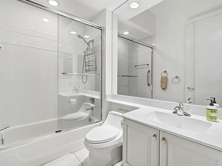 6213 NW 21st Ct — Photo 33