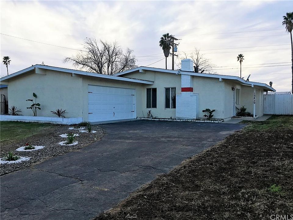 2nd image of 15439 Patricia St