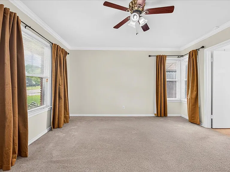 609 Peerman Pl — Photo 35