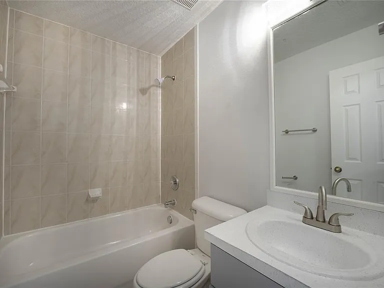 1241 S Beach Cir — Photo 17