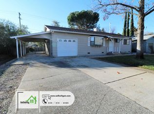 2083 Martian Way, Redding, CA 96002