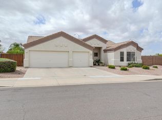 9527 E Greenway St, Mesa, AZ 85207
