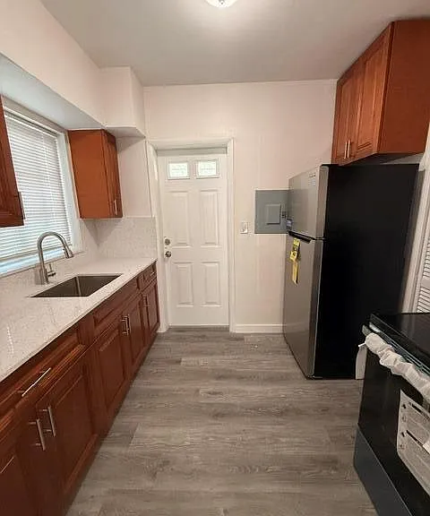 2802 SW 36th Ave — Photo 10