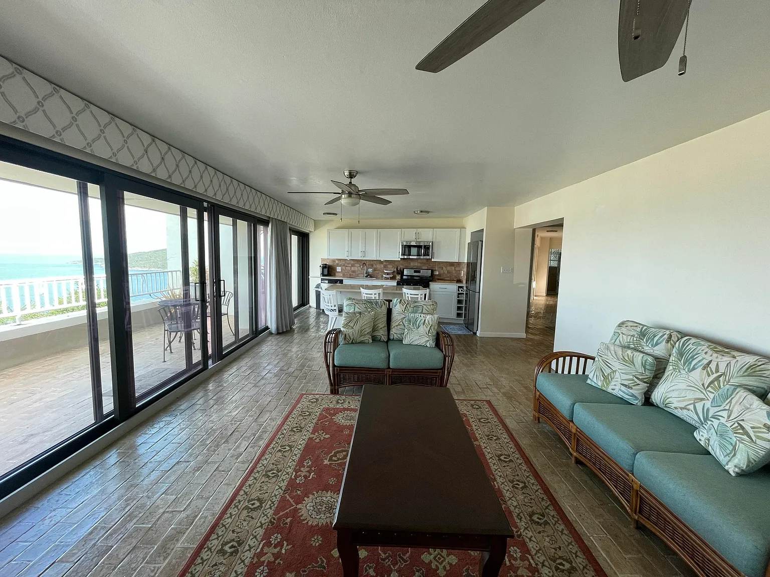 2 bed, 1200 sqft, $4,000 — Photo 4