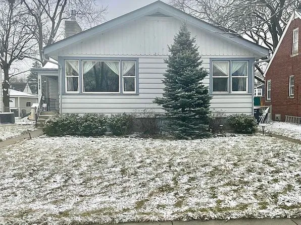 3371 S Schultz Dr, Lansing, IL 60438