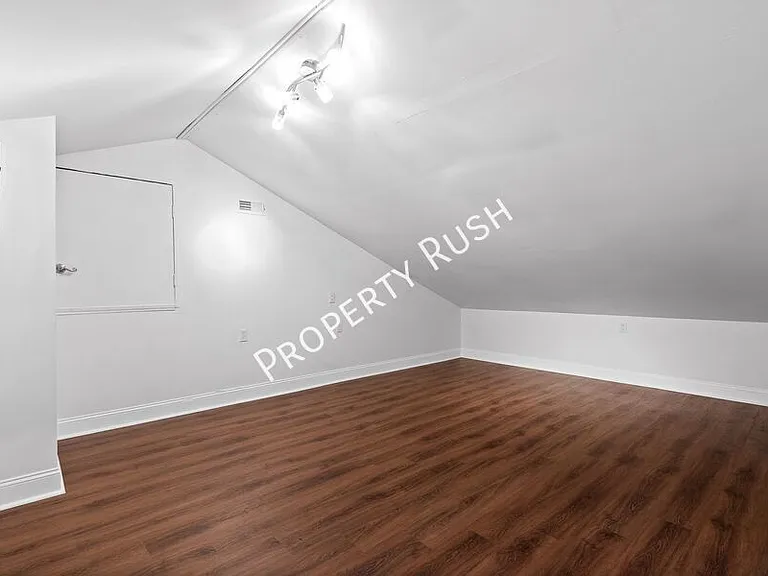 3404 Frawley St — Photo 26