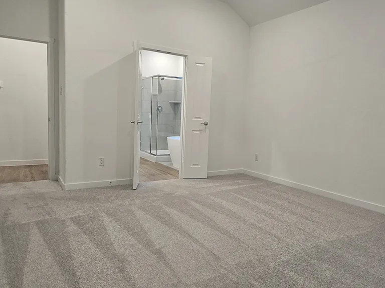 1333 Armitage Way — Photo 22