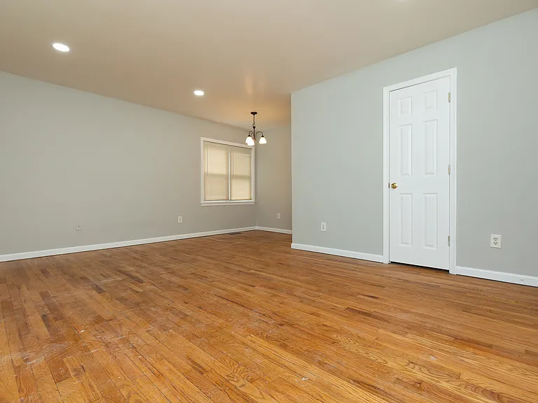 4826 67th Ave — Photo 21