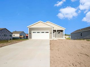 6049 Sturgeon Run, Muskegon, MI 49444