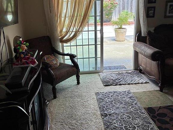 3rd image of 747 Pino Way