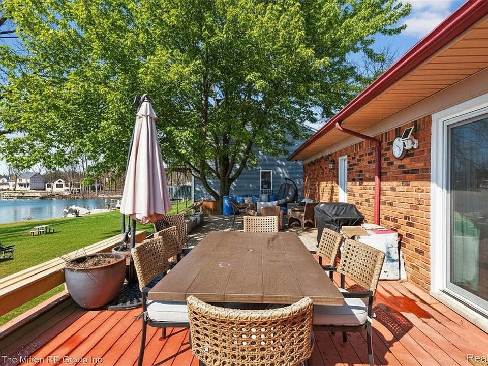 2965 Barkman Dr, Waterford, MI 48329 | MLS #20261022526 | Zillow