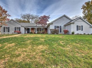 1640 S Lynnwood Dr, Decatur, IL 62521