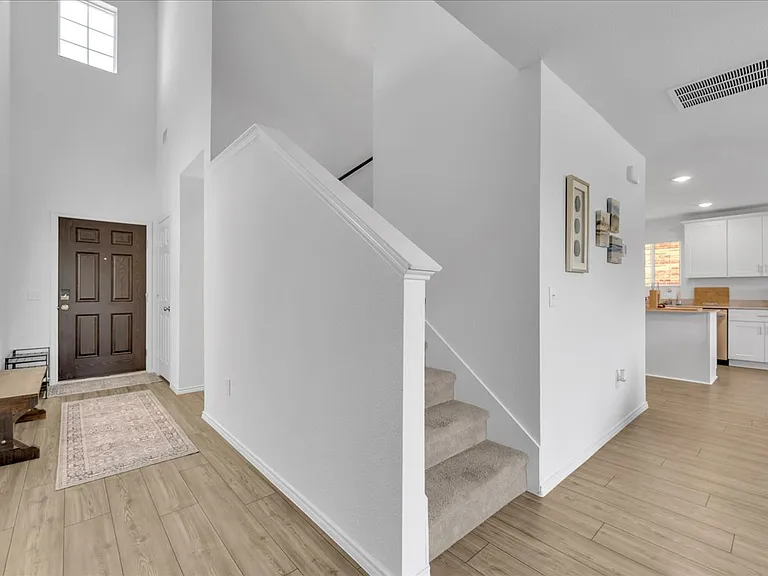 14152 Calderwood St — Photo 18