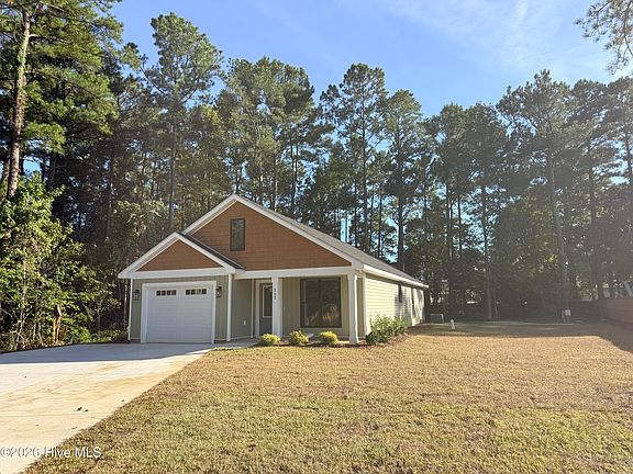 4th image of 302 Pine Court