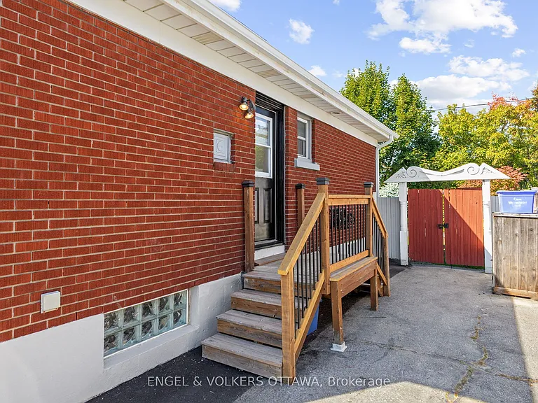 855 Weston Dr — Photo 35