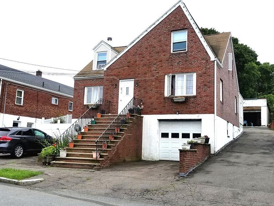 1st image of 270 Reservoir Ave