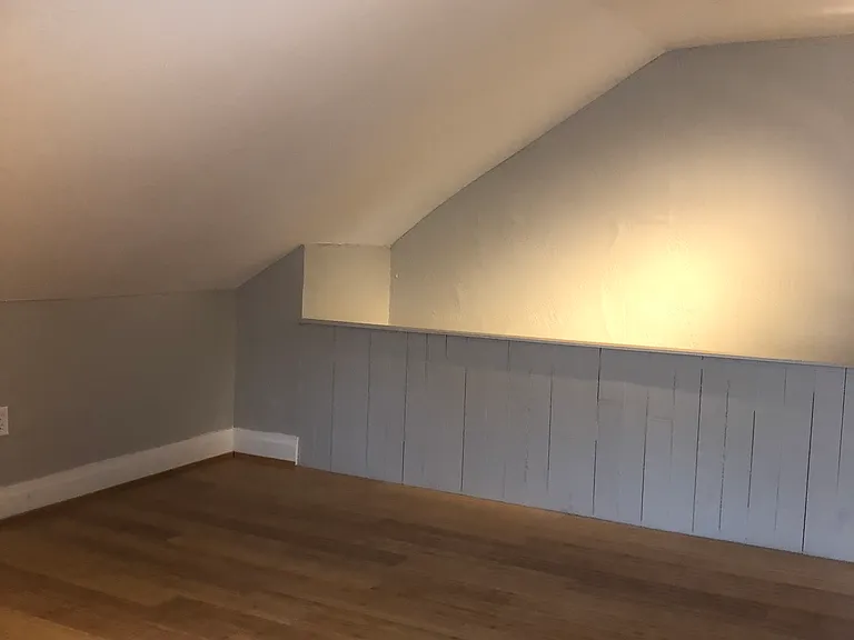 227 Sterling St — Photo 9