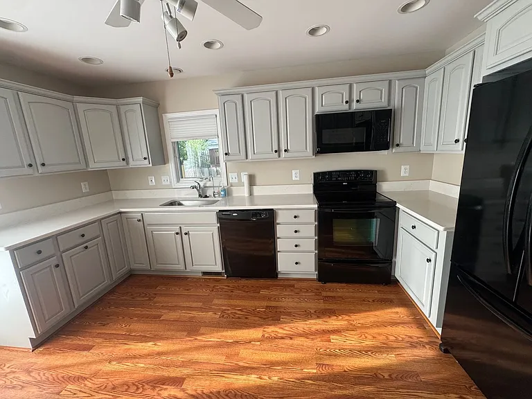 42 S Park Dr — Photo 10