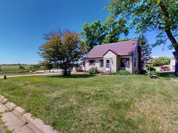 214 S 2nd St, Kiester, MN 56051