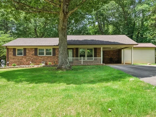713 Rockwood Dr, Danville, VA 24541