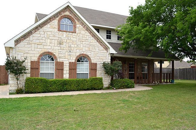 1st image of 1001 Friar Dr