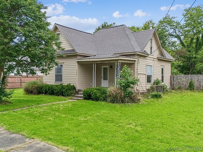 Listing photo 4