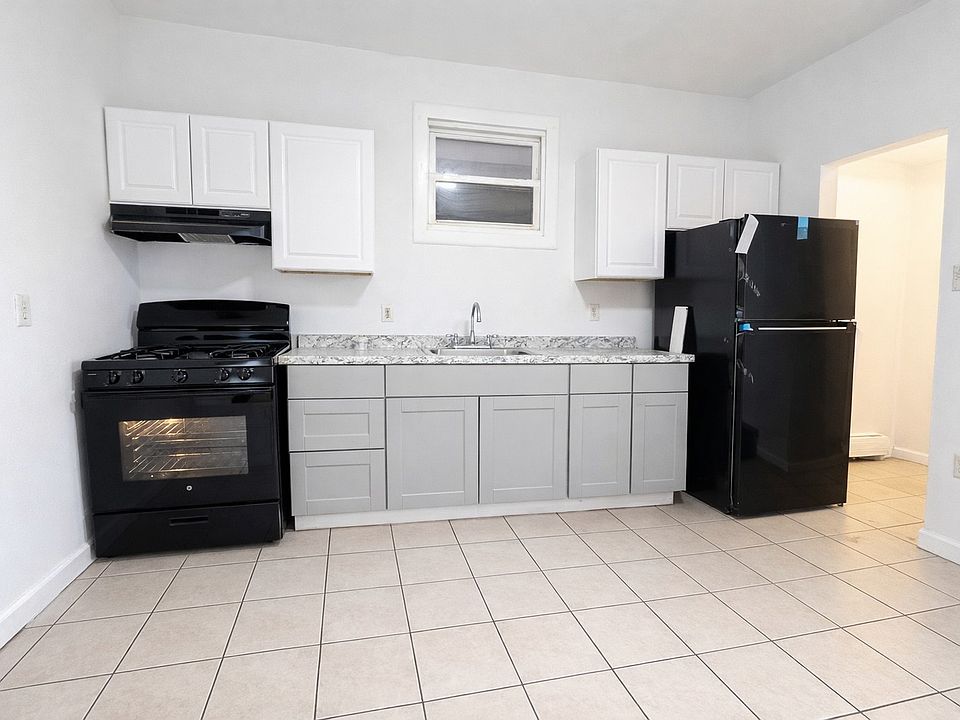 1st image of 462 S 14th St #39183155F