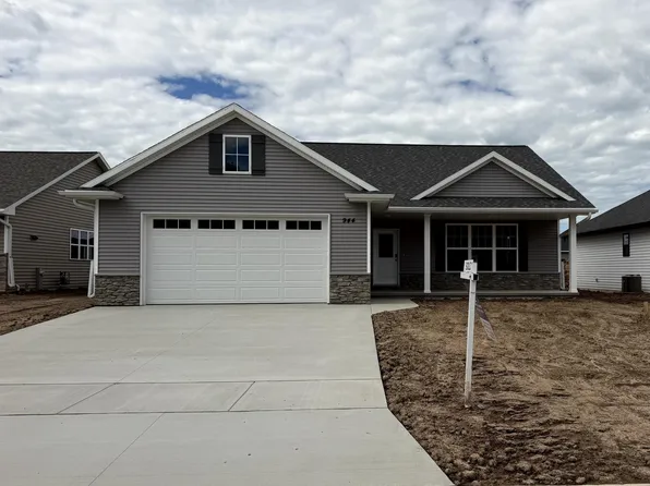 944 Enclave Ct, De Pere, WI 54115