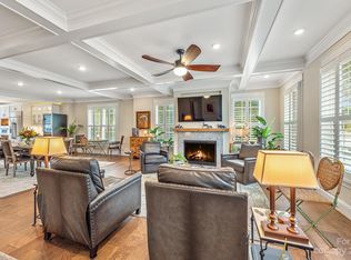 489 S Main St, Davidson, NC 28036