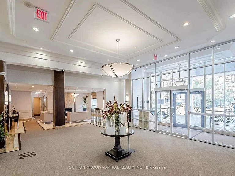 20 N Park Rd #417 — Photo 25