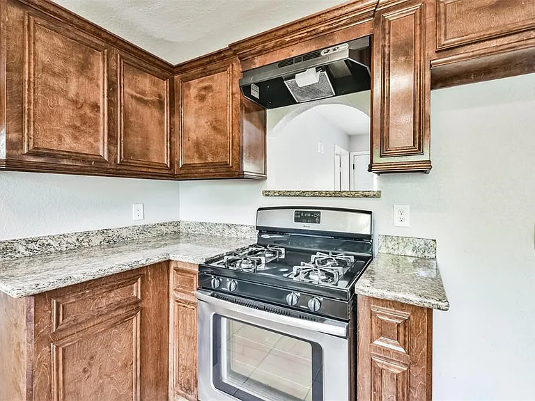 7106 Pinetex Dr — Photo 16